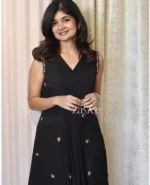 Black Embroidered Box-Pleat Kurta - Image 4