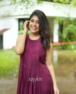 Beet-Red Pleated Kurta - Image 4