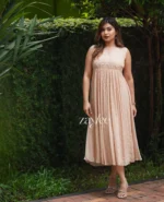 Beige pleated kurta with highlights. - Image 6