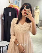 Ivory Scalloped Kurta - Image 3